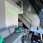 Neon Apartahotel Sopot