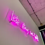 Neon Apartahotel 3*