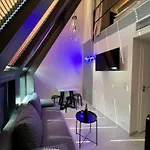 Aparthotel Neon Zoppot