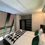 Neon Aparthotel Zoppot