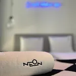 Aparthotel Neon 3*