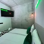 Aparthotel Neon Zoppot