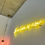 Neon Zoppot