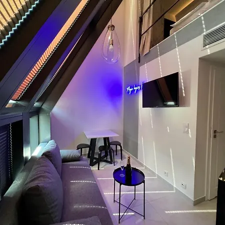 Apart Otel Neon Sopot