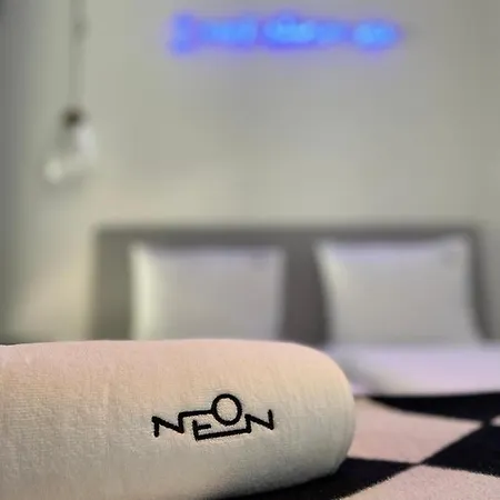 Lejlighedshotel Neon 3*