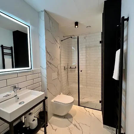 Neon Aparthotel Zoppot