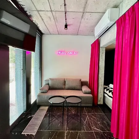 Neon סופוט