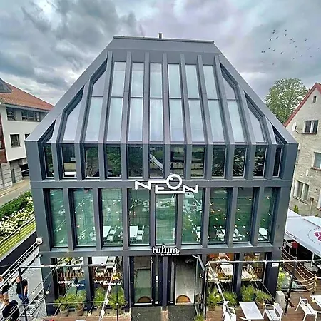 Neon Apart Otel Sopot