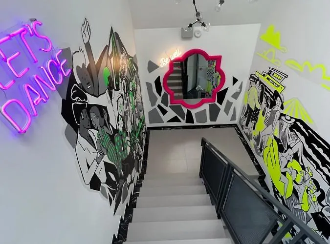 Neon Aparthotel Sopot